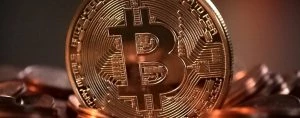 Read more about the article Lawmaker in France Petitions to Encourage Central Bank to Purchase Bitcoin